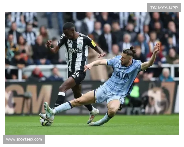 纽卡斯尔伊萨克伤愈归队，瑞典前锋寻求赛季首球